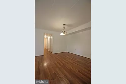 11607 Windbluff Court, Reston, VA 20191 - Photo 2