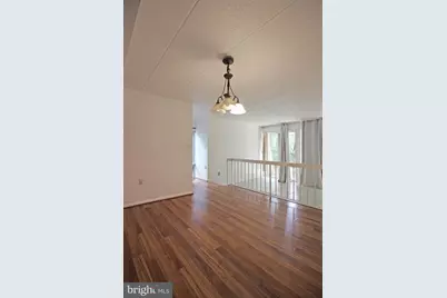 11607 Windbluff Court, Reston, VA 20191 - Photo 4
