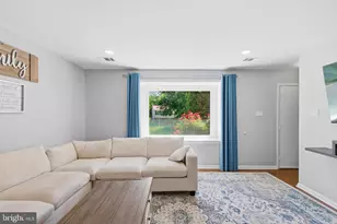 9120 Huber Ct, Burke, VA 22015 - Photo 2