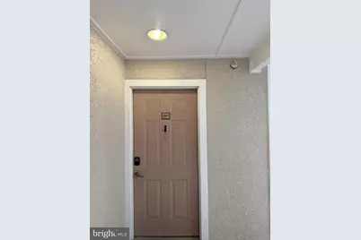 1504 Lincoln Way #308, McLean, VA 22102 - Photo 2