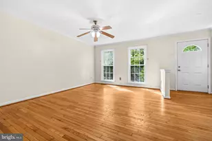 6016 Rockton Ct, Centreville, VA 20121 - Photo 8
