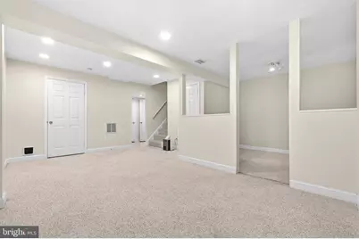6016 Rockton Court, Centreville, VA 20121 - Photo 32