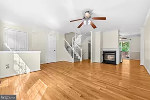 6016 Rockton Ct, Centreville, VA 20121 - Photo 6
