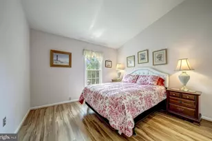 4113 Meadow Field Ct, Fairfax, VA 22033 - Photo 16
