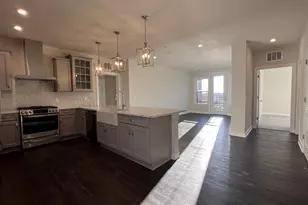 3927 Fair Ridge Dr, Fairfax, VA 22033 - Photo 8