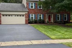 2711 Mustang Dr, Herndon, VA 20171 - Photo 8