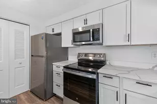 8384 Brockham Dr, Alexandria, VA 22309 - Photo 6