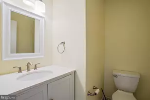 3307 Flintwood Ct, Herndon, VA 20171 - Photo 22