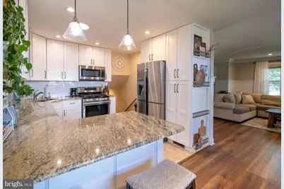 6712 New Hope Drive, Springfield, VA 22151 - Photo 6