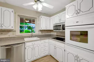 4315 Markwood Ln, Fairfax, VA 22033 - Photo 22