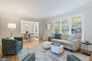 9713 Rhapsody Dr, Vienna, VA 22181 - Photo 2