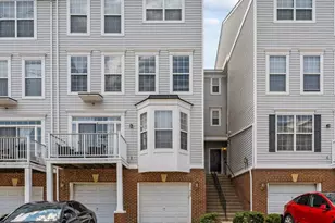 13649 Venturi Ln, Herndon, VA 20171 - Photo 2