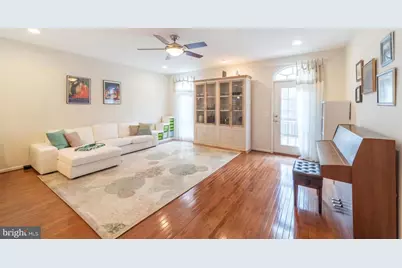 6931 Rolling Creek Way, Alexandria, VA 22315 - Photo 2