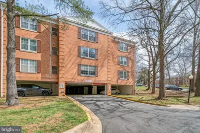 7640 Provincial Drive #204, McLean, VA 22102 - Photo 2