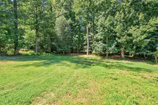 9040 Weant Dr, Great Falls, VA 22066 - Photo 4