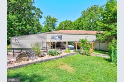 9040 Weant Drive, Great Falls, VA 22066 - Photo 10