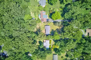 9040 Weant Dr, Great Falls, VA 22066 - Photo 6