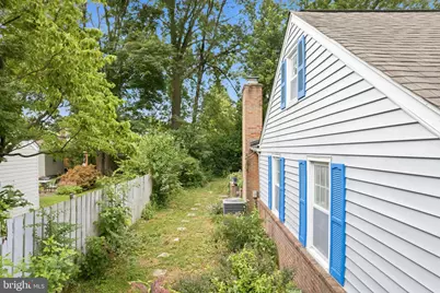 6935 Kenfig Drive, Falls Church, VA 22042 - Photo 40