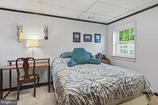 6935 Kenfig Dr, Falls Church, VA 22042 - Photo 22