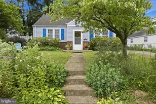 6935 Kenfig Dr, Falls Church, VA 22042 - Photo 2
