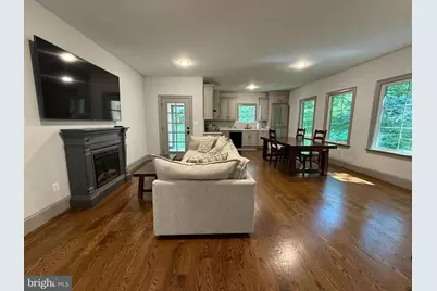 8747 Brook Road, McLean, VA 22102 - Photo 10