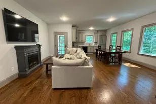 8747 Brook Rd, McLean, VA 22102 - Photo 10
