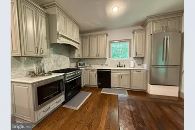 8747 Brook Road, McLean, VA 22102 - Photo 12