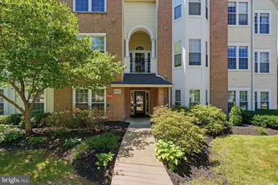 4132 Fountainside Lane #101, Fairfax, VA 22030 - Photo 2