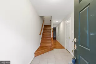 8108 Dove Cottage Ct, Lorton, VA 22079 - Photo 14