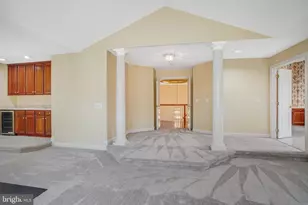 8261 Roseland Dr, Fairfax Station, VA 22039 - Photo 46