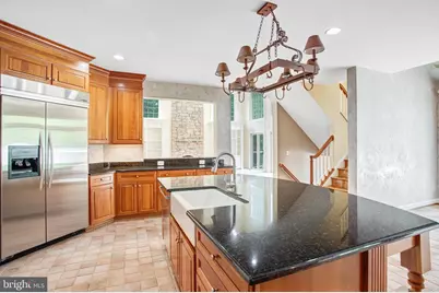 8261 Roseland Drive, Fairfax Station, VA 22039 - Photo 22