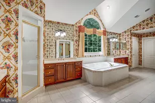 8261 Roseland Dr, Fairfax Station, VA 22039 - Photo 56