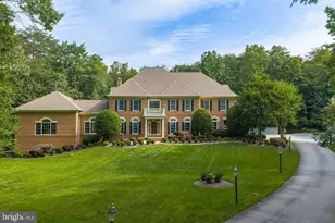 8261 Roseland Dr, Fairfax Station, VA 22039 - Photo 1