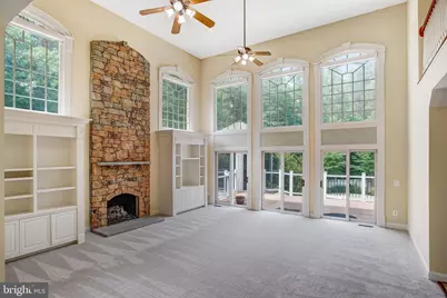 8261 Roseland Drive, Fairfax Station, VA 22039 - Photo 38