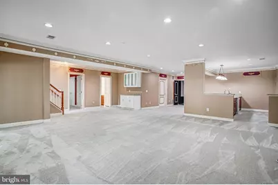 8261 Roseland Drive, Fairfax Station, VA 22039 - Photo 76