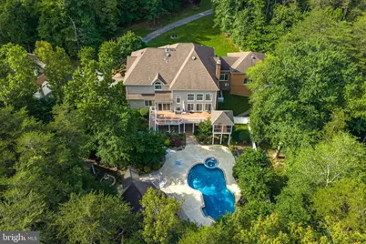 8261 Roseland Drive, Fairfax Station, VA 22039 - Photo 144