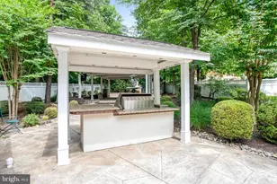 8261 Roseland Dr, Fairfax Station, VA 22039 - Photo 122