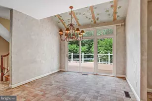 8261 Roseland Dr, Fairfax Station, VA 22039 - Photo 32