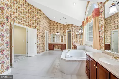 8261 Roseland Drive, Fairfax Station, VA 22039 - Photo 54
