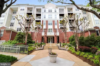 1641 International Drive #304, McLean, VA 22102 - Photo 1