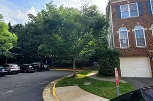 5386 Lavender Mist Ct, Centreville, VA 20120 - Photo 2