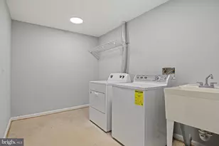 5248 Stoney Branch Ct, Centreville, VA 20120 - Photo 40