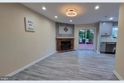 7106 Snug Harbor Court, Alexandria, VA 22315 - Photo 14