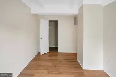 11172 Glade Drive, Reston, VA 20191 - Photo 24