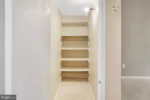 11172 Glade Dr, Reston, VA 20191 - Photo 42