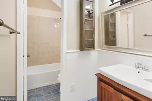 11172 Glade Dr, Reston, VA 20191 - Photo 50