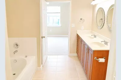 12921 Centre Circle #301, Herndon, VA 20171 - Photo 14