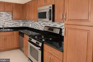 12921 Centre Circle, Herndon, VA 20171 - Photo 10
