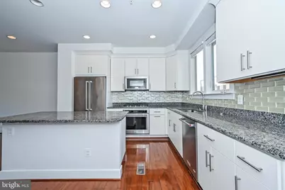 8337 Looking Glass Way, Fairfax, VA 22031 - Photo 22