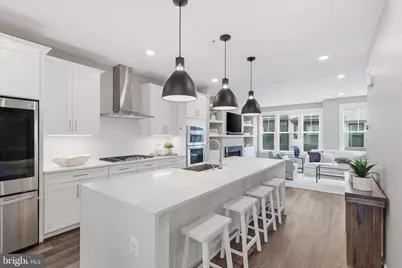 213 Market Square NW #19, Vienna, VA 22180 - Photo 16